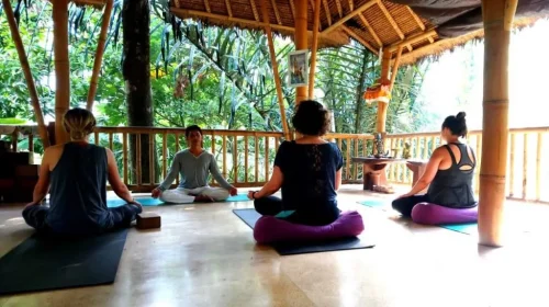 yoga retreat in Bali