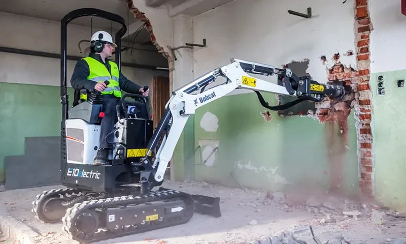 electric mini excavator